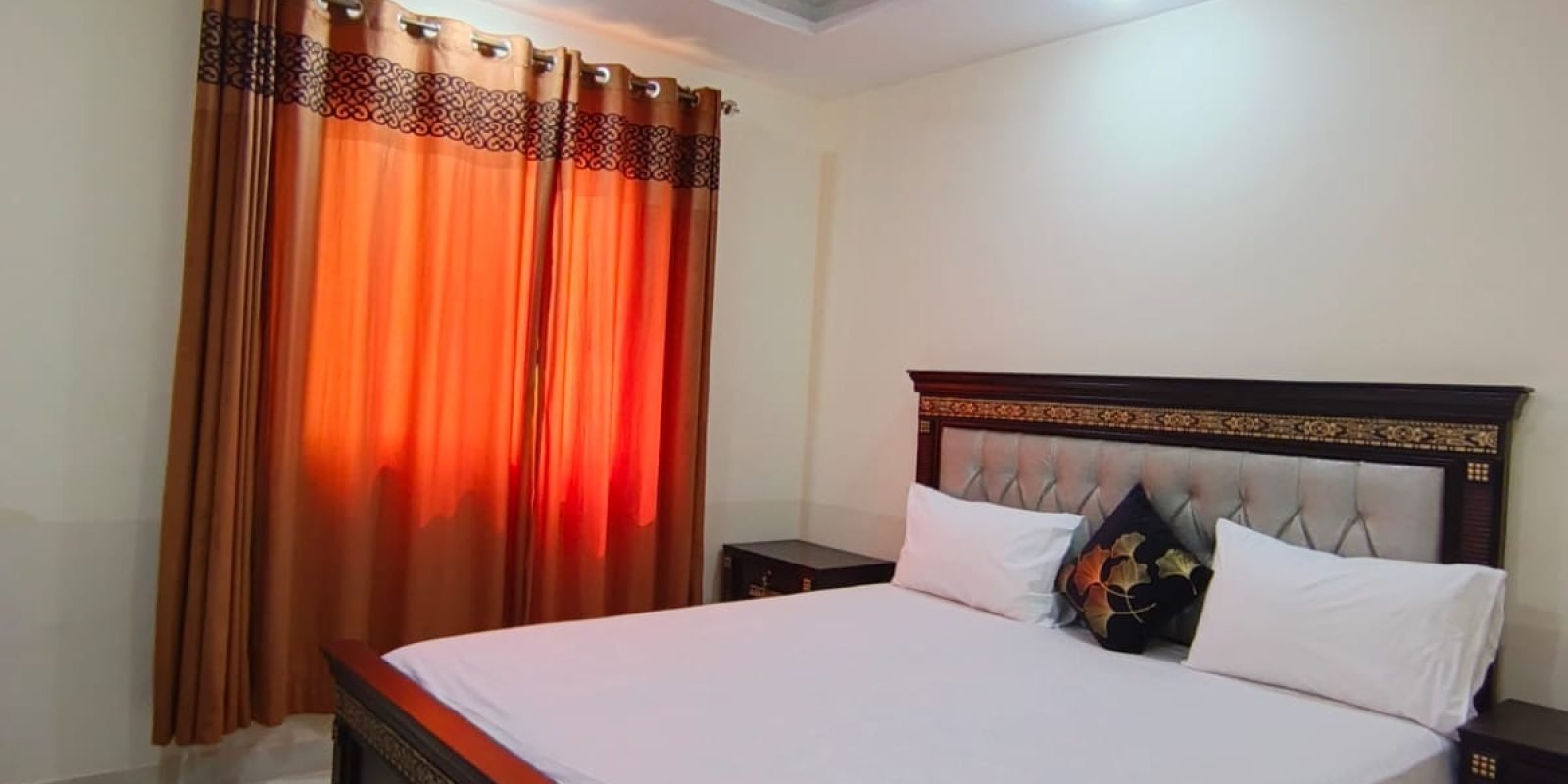 Double Bedroom (5)