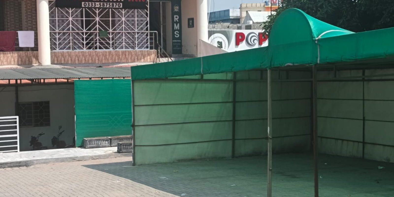 Parking Area n Building Picture (4)