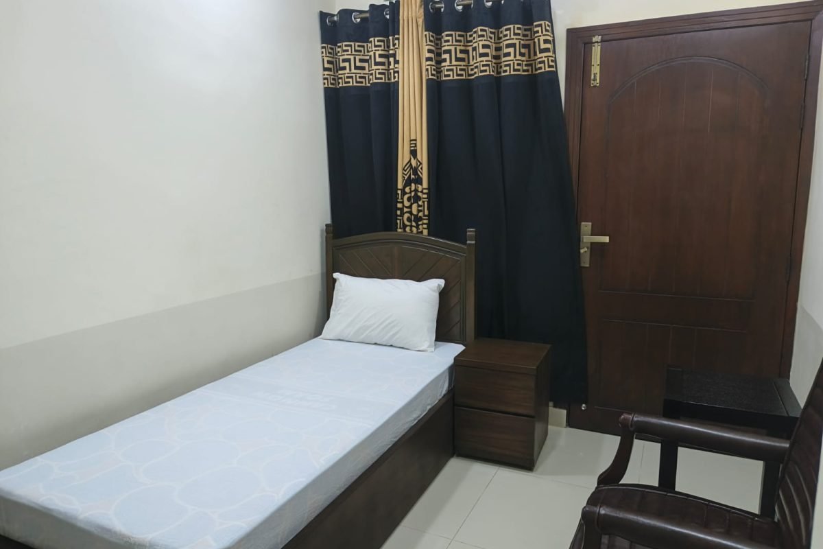 Single Room (5)