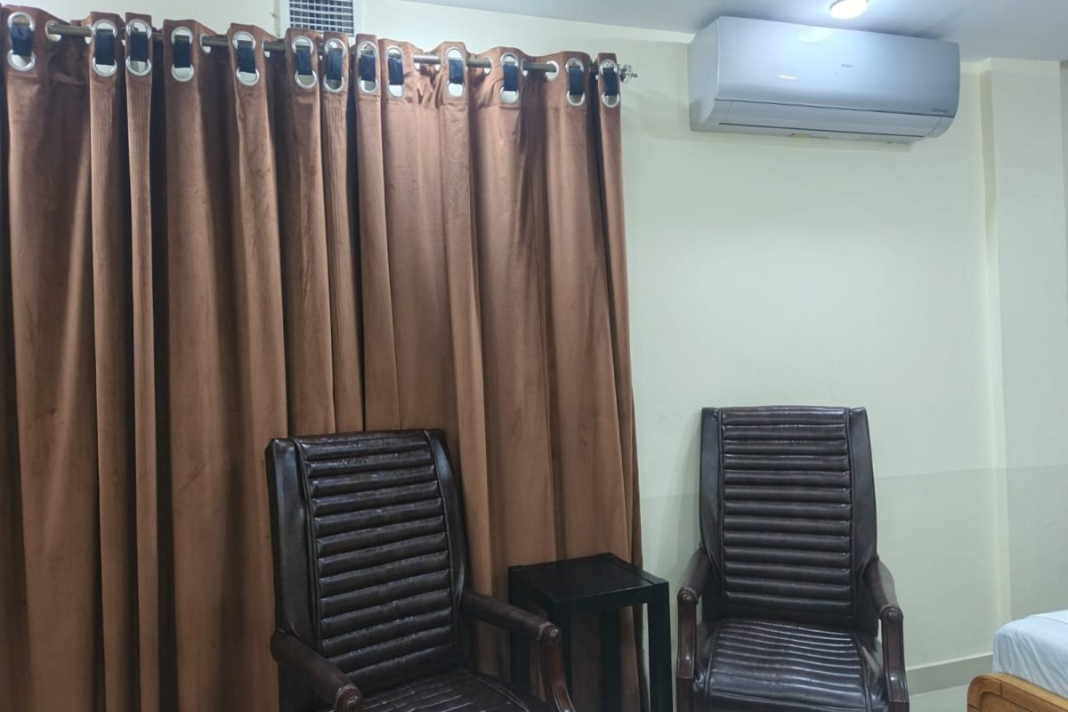Quad Standard Room (6)